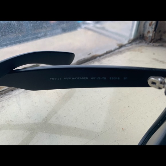 Ray Ban New Wayfarer Polarized - Picture 3 of 4